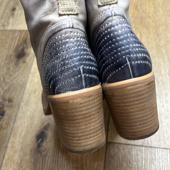 Seychelles Could Be Lace Up Mid Calf Boots in Mushroom Size 8 - Picture 6 of 7